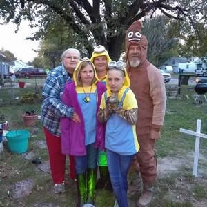 Meet your Posher, Mandy may